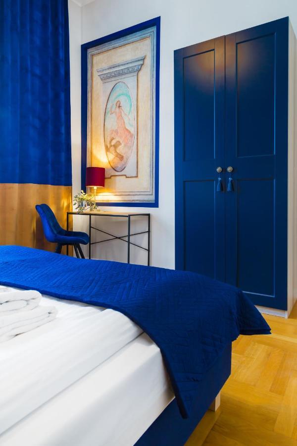 Glamorous Apartment In Heart Of Old Town Krakow Exterior photo