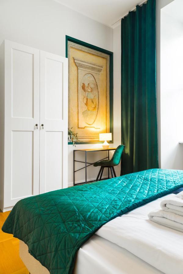 Glamorous Apartment In Heart Of Old Town Krakow Exterior photo
